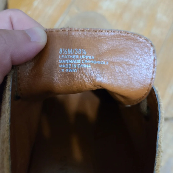 Lucky Brand Shylow Tan Suede Leather 3 inch Wedge Lace Up Ankle Booties Size 8.5 - Picture 4 of 13